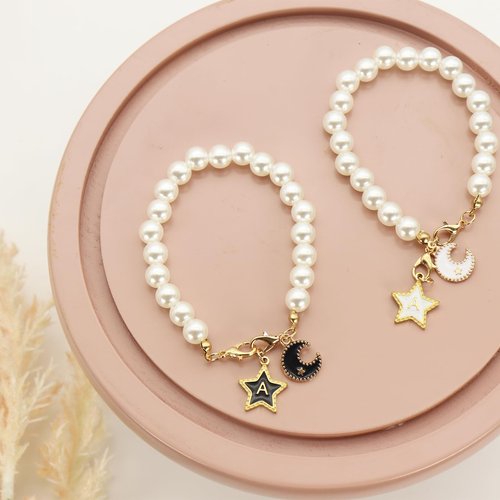 RJINYENS Letter Charm Accessories for Stanley 30&40 Oz, 2Pcs Moon & Star Shaped Initial Name ID Cup Charms for Tumblers, Stanley Charms for Handle, Stanley Cup Accessories Chain (Star+Moon-M)