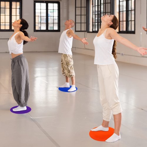 Haull 60 Pcs Spot Markers Floor Spots with Bag Non Slip Vinyl Poly Dots for Gym Floor Basketball Football Soccer Sports Speed Agility Training Gym Dance Classroom(4.72 Inch)