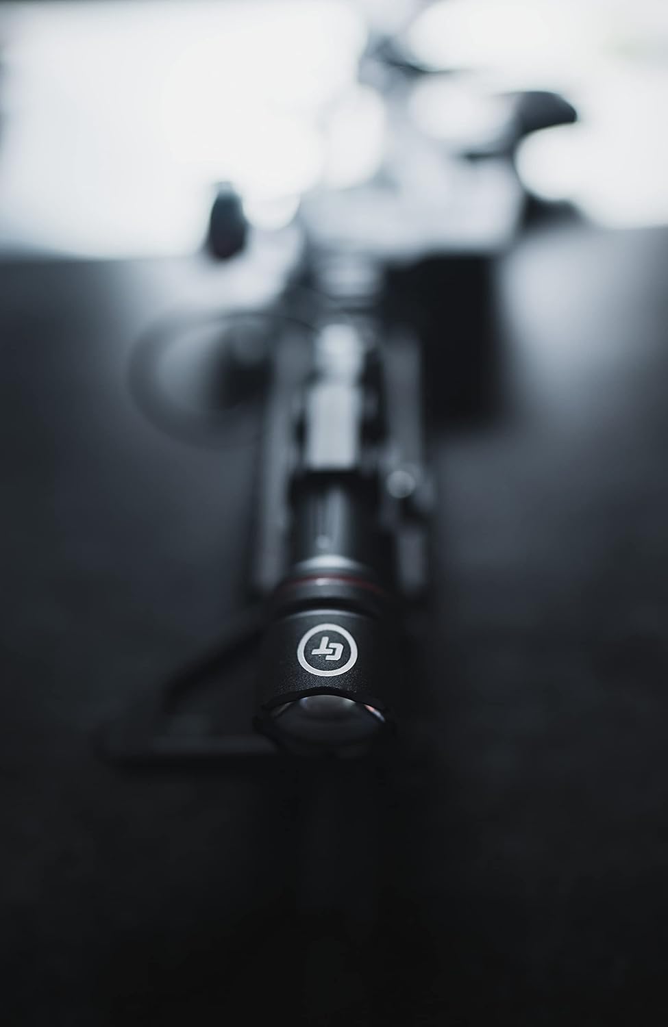 900 Lumen Waterproof Tactical Flashlight with Rail Mount & Remote Pressure Pad for Rifles & EDC