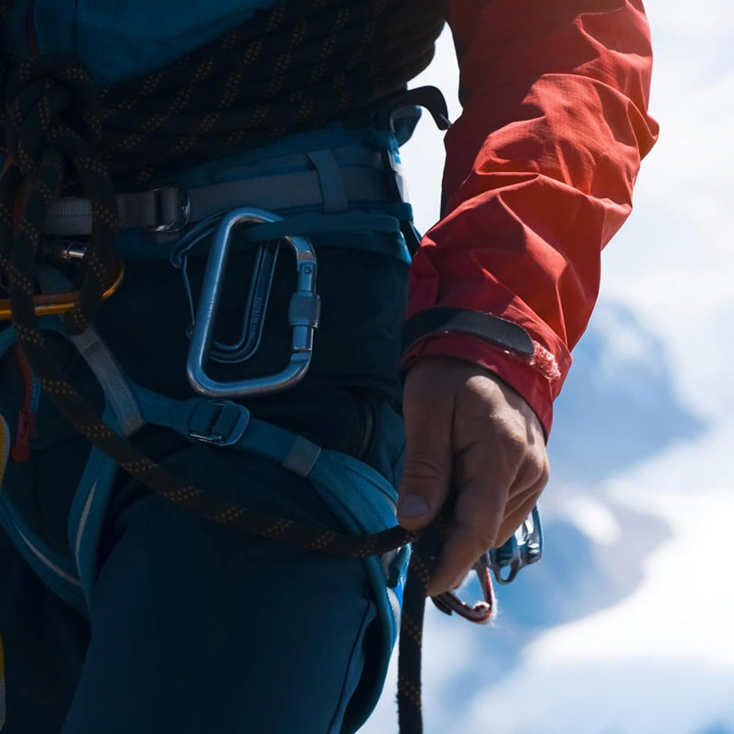 NewDoar Climbing Harness, Mountaineering Rock Climbing Harness, Half Body Harness for Rappelling Fire Rescuing Tree Climbing