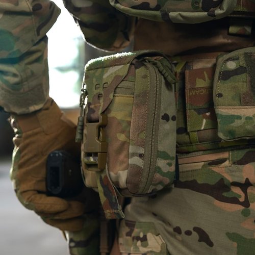 TOPTACPRO Small Tactical Medical Pouch Rip-Away MOLLE IFAK Pouch for Camping Hunting Traveling 500D Nylon (Coyote Brown)