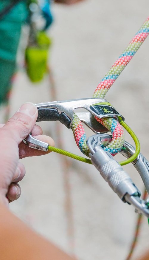 Edelrid Jul 2 Climbing Belay Device - Green/Silver, 2017 Model for Safety & Performance