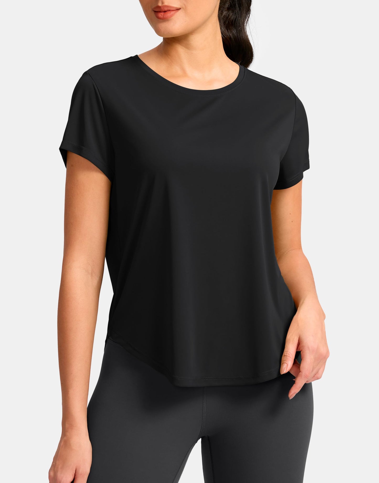 G Gradual Women's Workout Tops Short Sleeve Lightweight Athletic Yoga Running Shirts Loose Fit Quick Dry Gym T-Shirts(Black,L)
