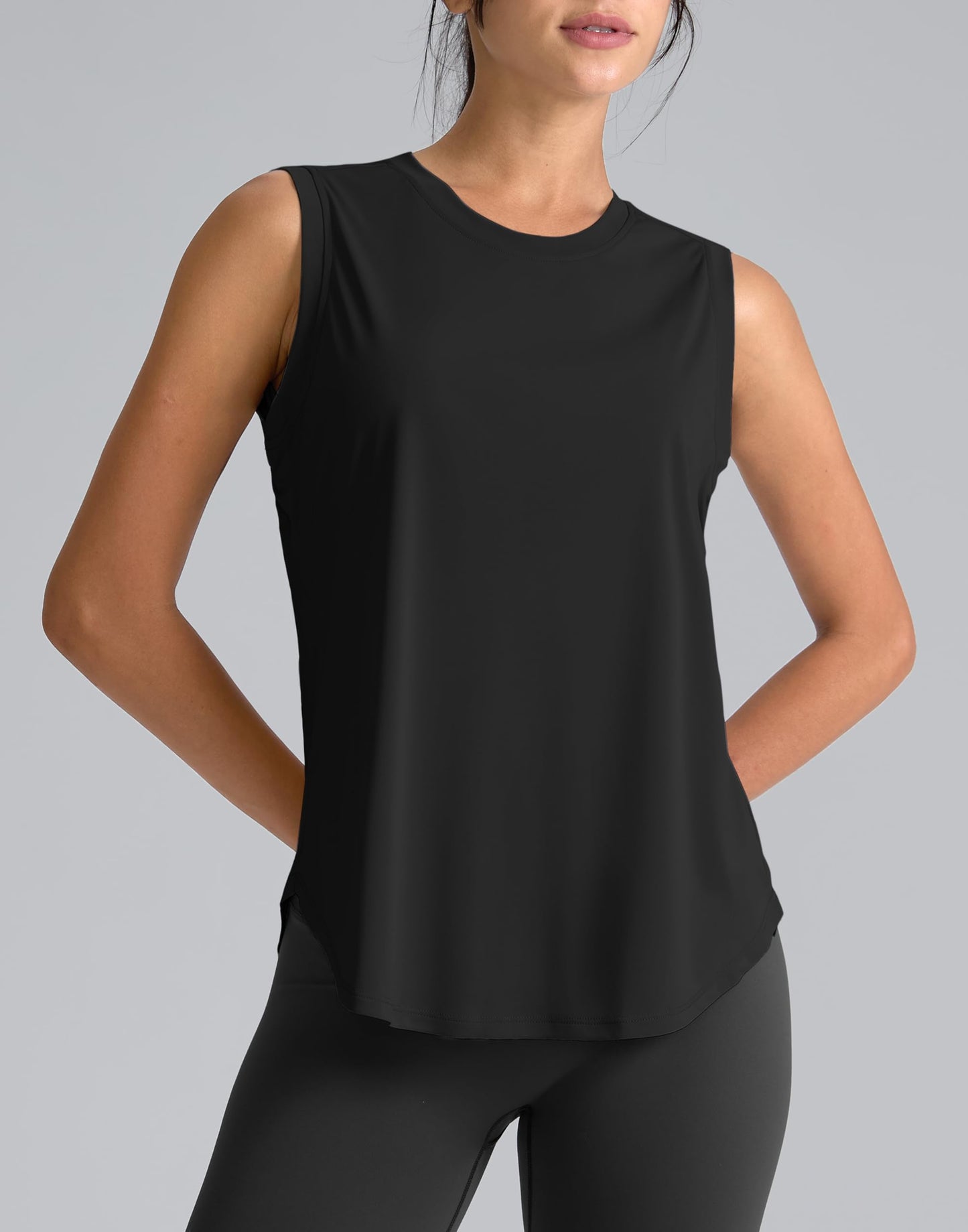 SANTINY Women's Sleeveless Workout Tops Breathable Lightweight Active Tennis Yoga Shirts Athletic Running Tank Tops for Women (Black_S)