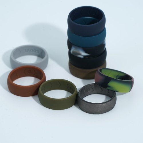 icooci 10 Paks Silicone Rings for Men, Breathable Air Flow Grooves Rubber Wedding Bands 8.5mm Wide 2.5mm Thic,Size 07