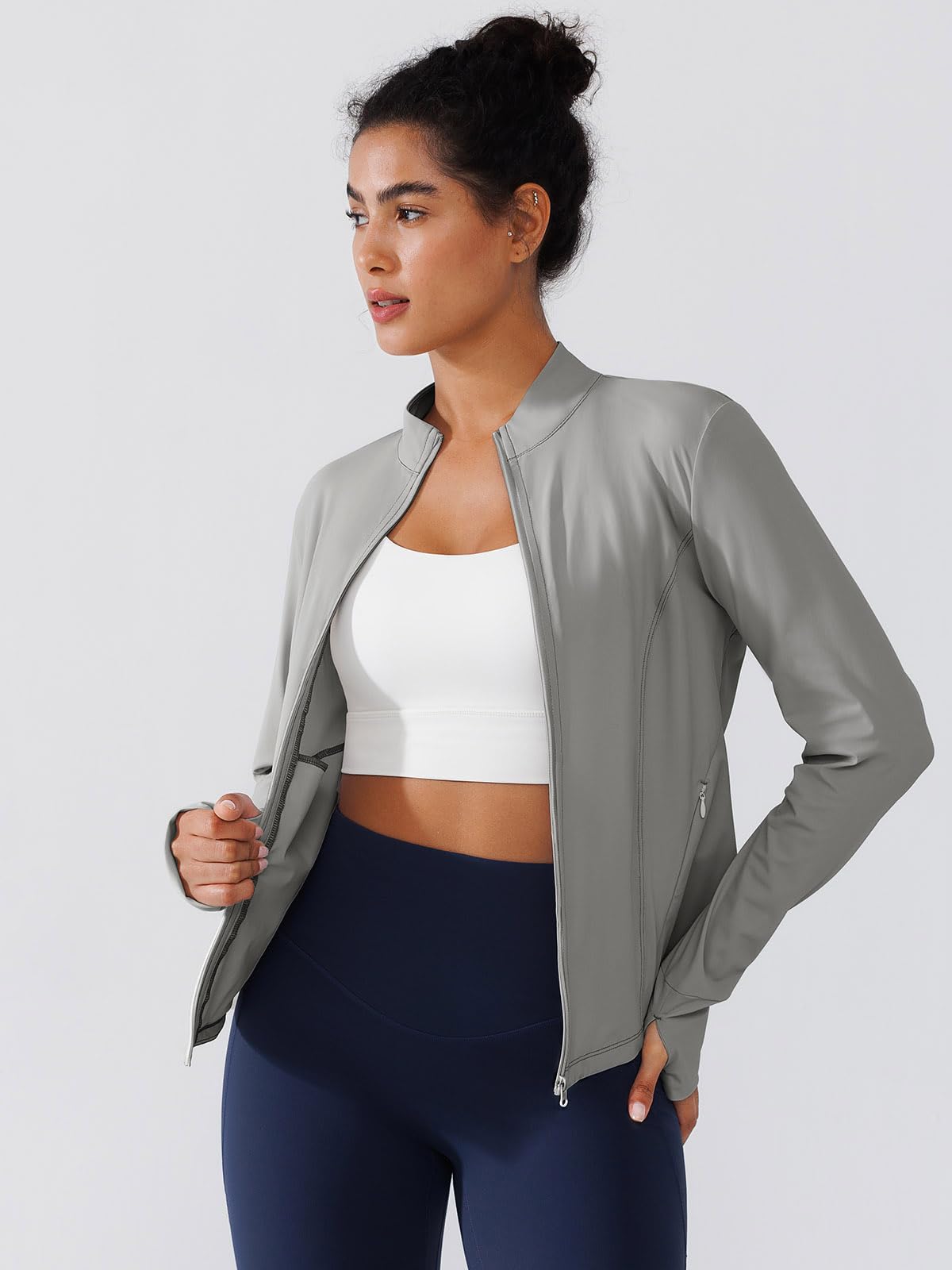 BRXL Women's UPF 50+ Sun Protection Lightweight Jacket with Thumb Holes Long Sleeve Hiking Sun Shirt with Pocket
