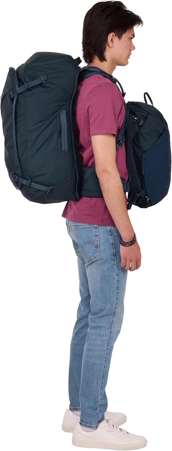 Thule Landmark 40L Travel Pack, Obsidian