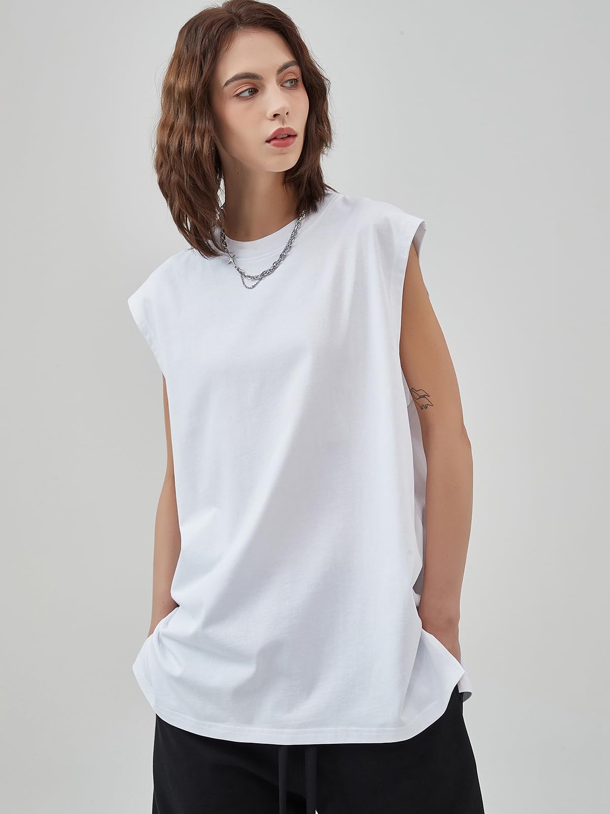 SnowElve Mens Workout Tank Tops Sleeveless Tee Shirts Men Muscle Shirt Gym Cotton T Shirts Running Beach Loose Fit Tee（A-White,M