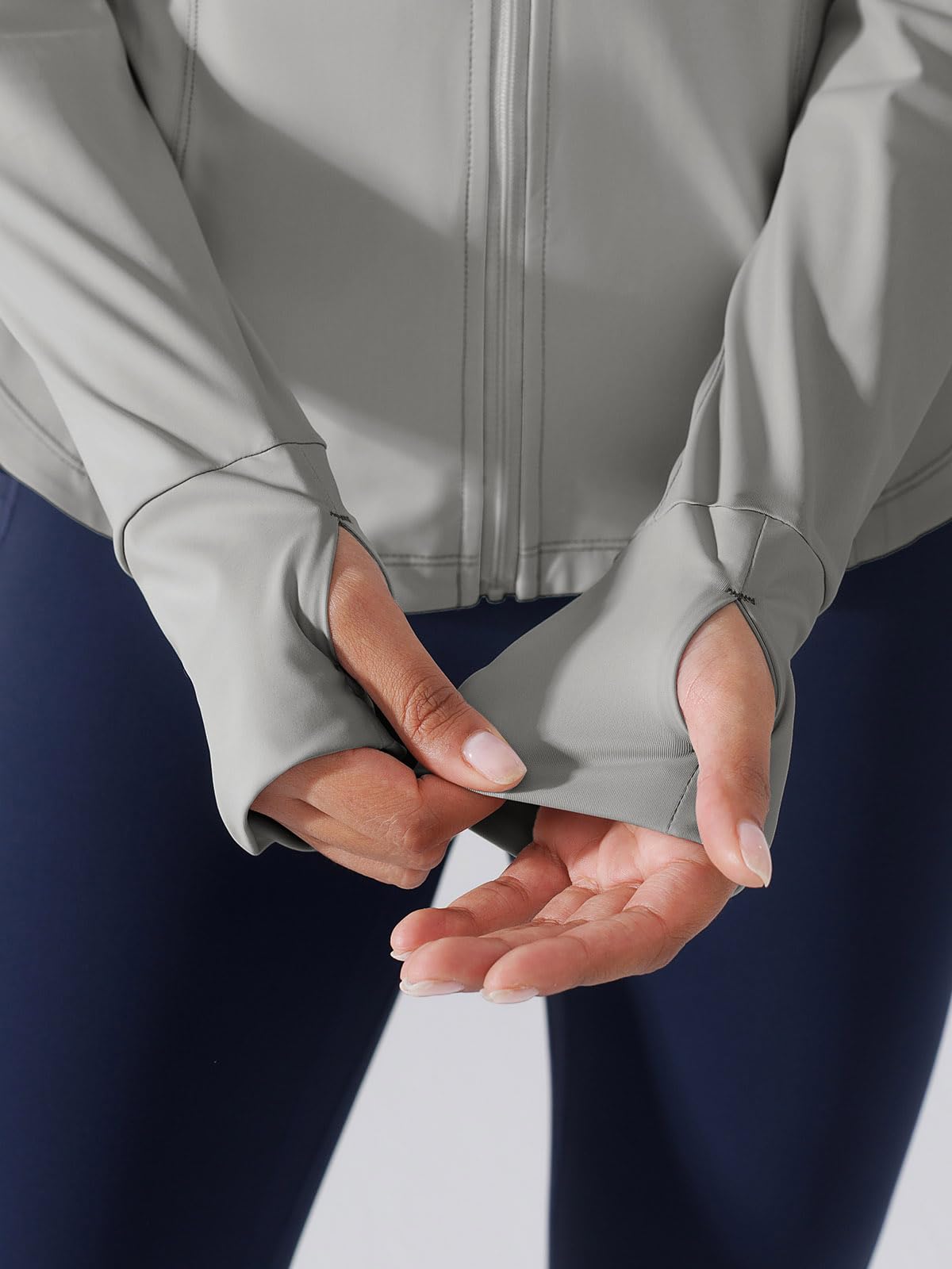 BRXL Women's UPF 50+ Sun Protection Lightweight Jacket with Thumb Holes Long Sleeve Hiking Sun Shirt with Pocket