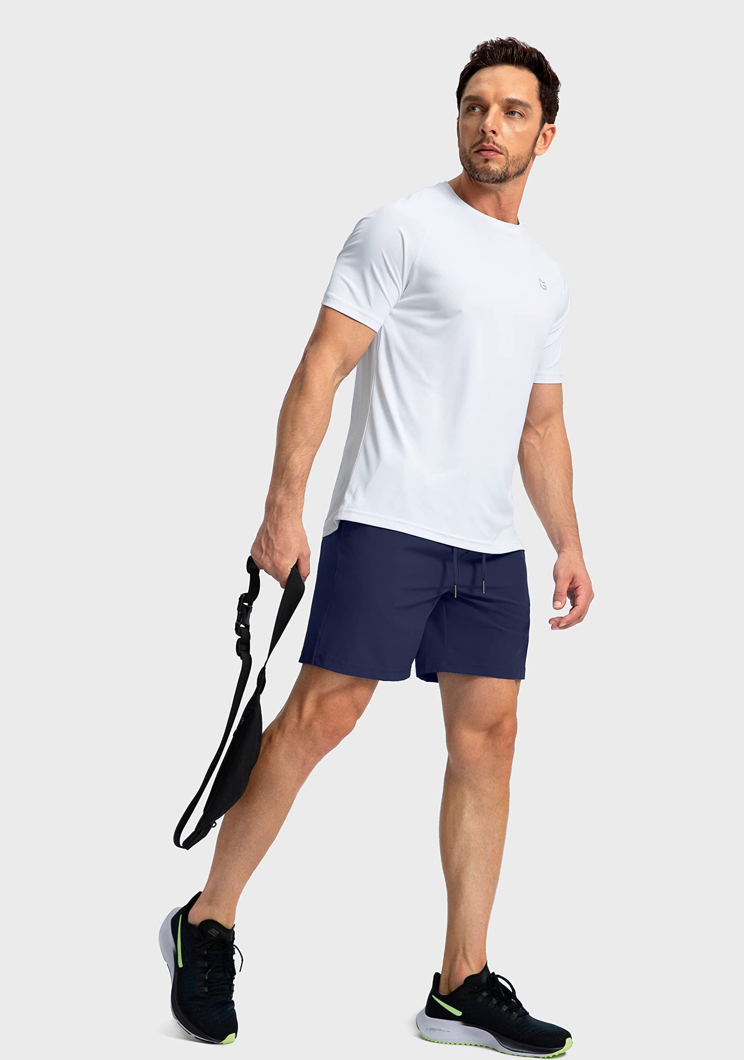 Soothfeel Men's Running Shorts with Zipper Pockets 7 Inch Lightweight Quick Dry Gym Athletic Workout Shorts for Men (Navy, L)