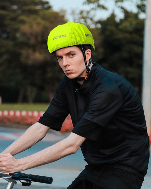 VICTGOAL Bike Helmet Cover with Reflective Stripes Waterproof Windproof Bicycle Helmets Rain Covers for Mountain Road Bike Cycling (Yellow)