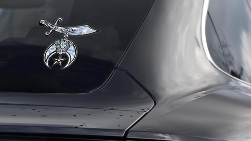 Elektroplate Shriner Metallic Silver Reflective Decal Sticker (3.6" x 3") | Premium Glossy All Weather Vinyl for Car, Water Bottle, Laptop, Tablet, Cooler, Bumper, Phone | Made in The USA
