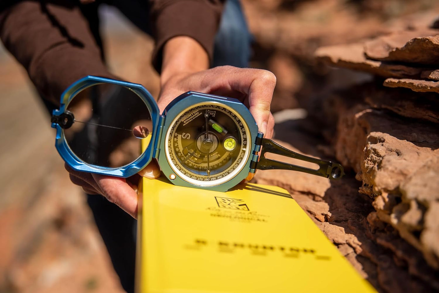 Brunton Standard Transit (0–360°) – Professional Survey & Navigation Tool