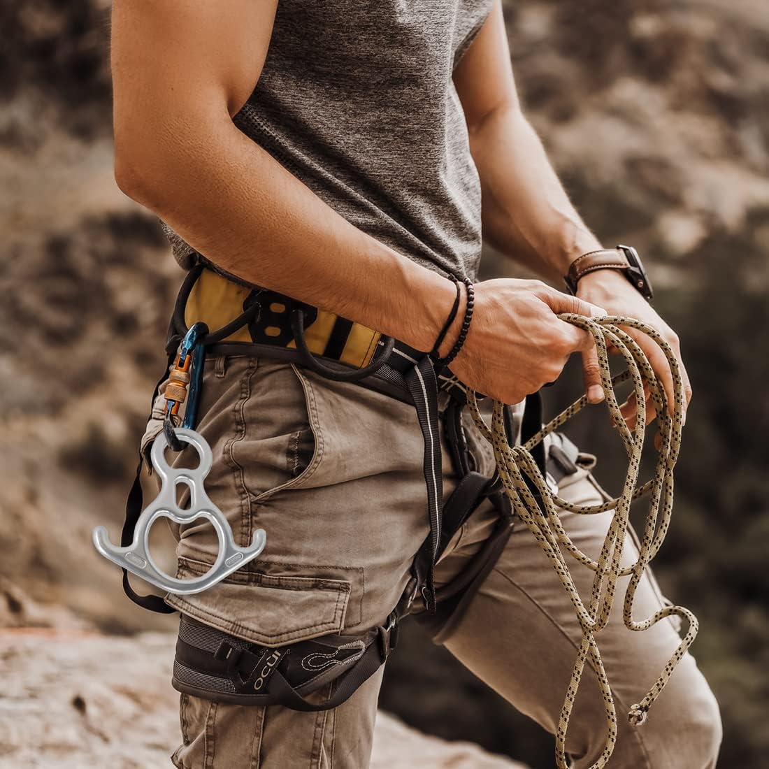 NewDoar 50KN 11000 LBF Rescue Figure,8 Descender Large Bent-Ear Belaying and Rappelling Gear Belay Device for Rock Climbing, Aerial Dance,Ziplining and Peak Rescue 7075 Aluminum Alloy