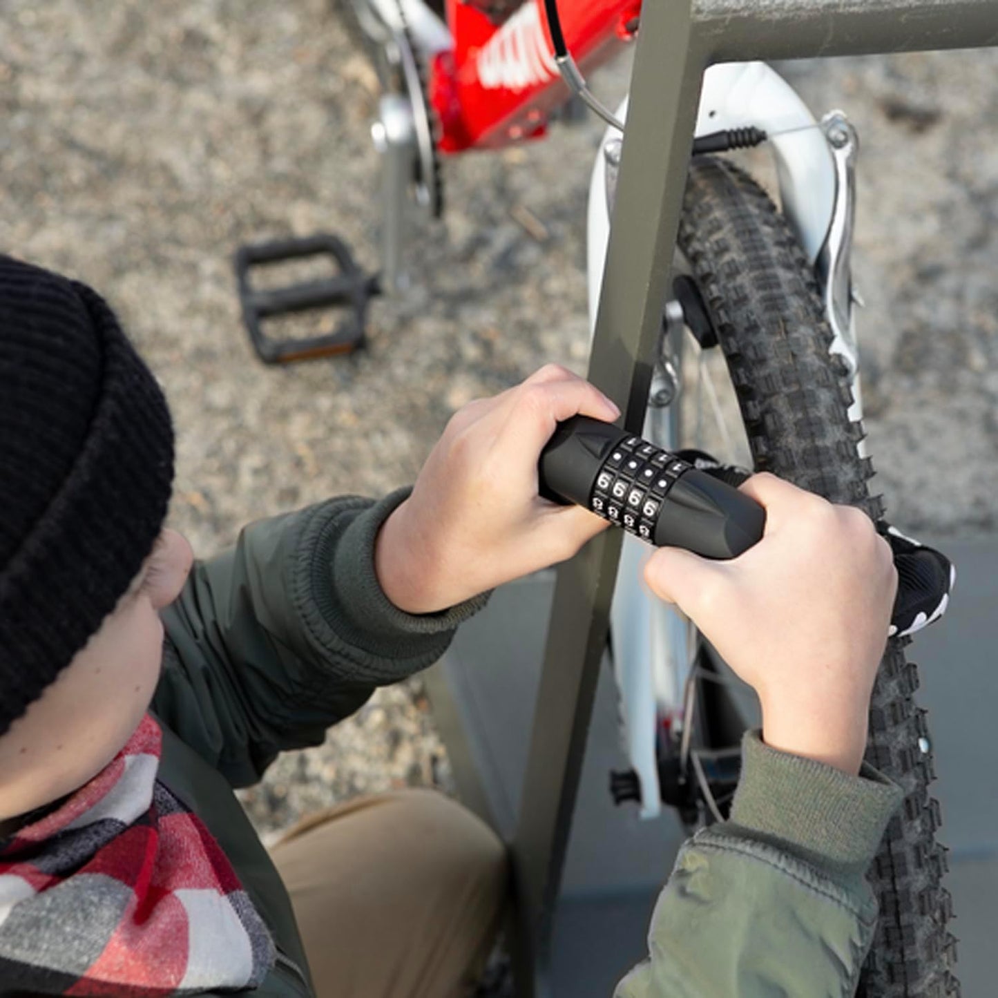 woom Lokki Bike Lock, Combination Children’s Bicycle Cable Lock, Hardened Steel Chain Safety Lock (24” Chain)