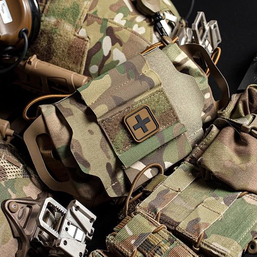 IFAK Med Pouch,Rapid/Quick Deploy First Aid Kit Pack, Two-Piece System Med Roll Carrier Hypalon Handle Hunting Bag
