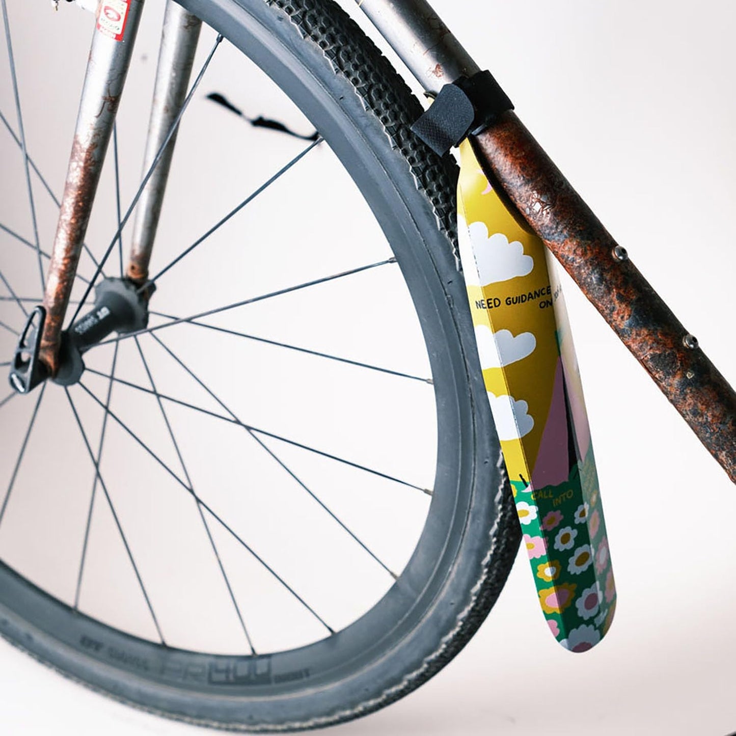 Ass Savers Bike Fender, Speed Mullet Clip On Front Mudguard/Fender, Regular for 23-47mm Tires, Cable Routing, Single 2-in-1 Velcro Strap, Easy Mounting Within Seconds