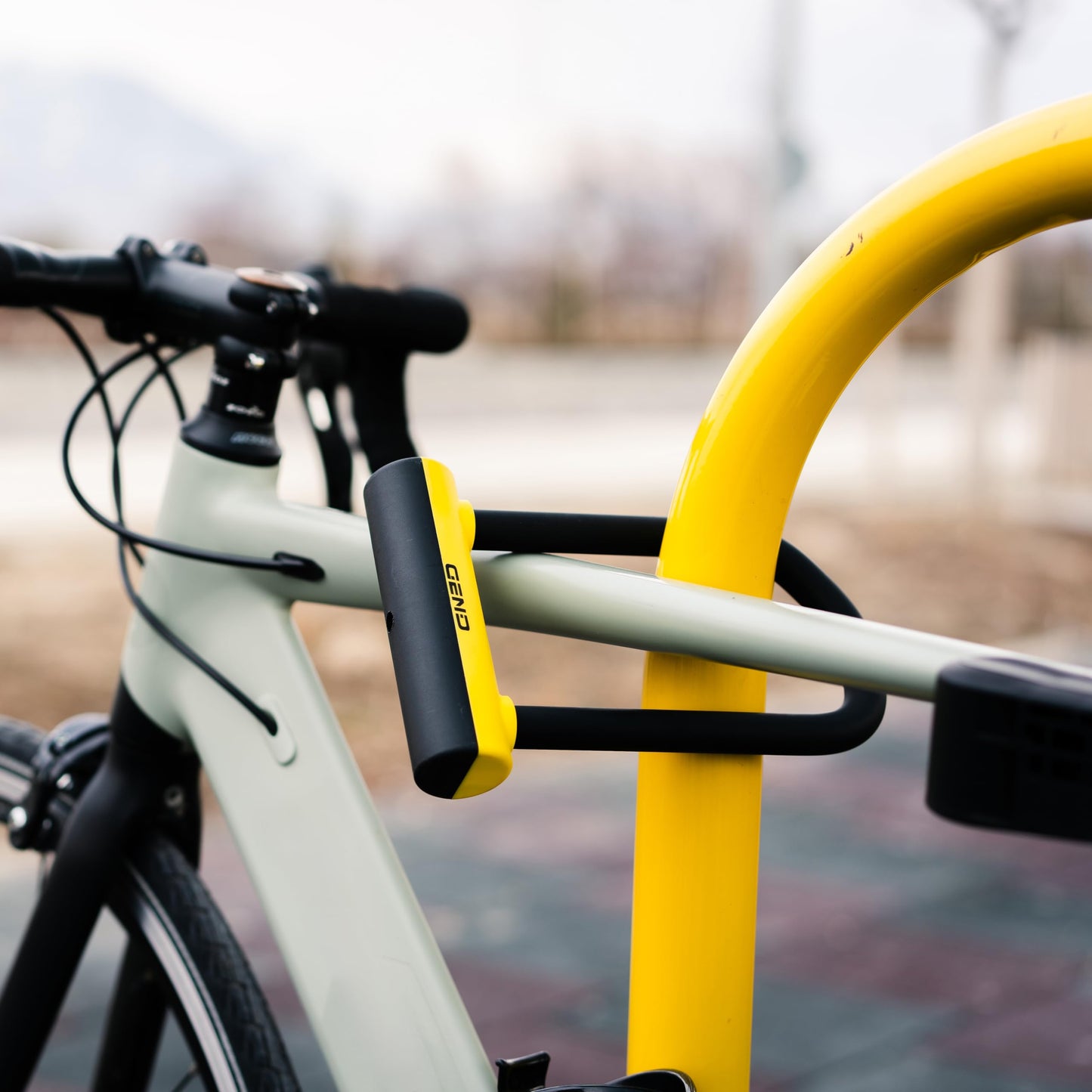 GEND Heavy-Duty Anti-Theft Bike Lock with 16.2 mm Hardened U-Lock & 3 ft Chain, Cut-Resistant Bicycle, Motorcycle, Scooter, E-Bike Lock, Weather-Resistant, Lighted Keys, Mount Bracket