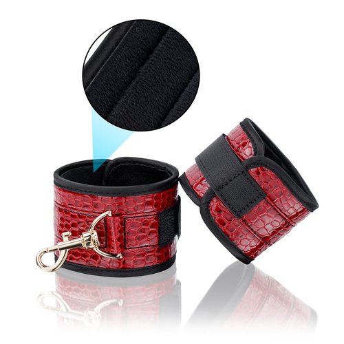 Spreader Bar Heavy Duty Stainless Steel Expandable Black Bar Home Gym with 4pcs Furry Crocodile Pattern Red Adjustable Strap,Sports Aid Training Fitness Gear Pilates Aid Kit,Indoor Yoga Set