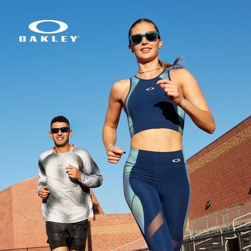 Oakley Men's Holbrook Square Sunglasses, Matte Black, 55