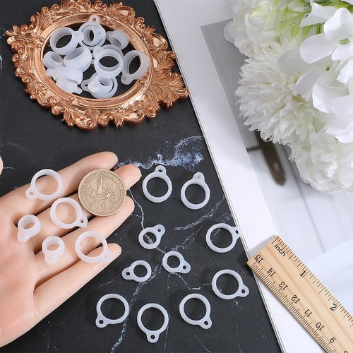 GORGECRAFT 1 Box 60PCS Clear Anti-Lost Silicone Rubber Rings 2 Sizes Holder Silicone Pendant Multipurpose Adjustable Cases 8/13mm Necklace Lanyard Replacement Carrying Kit for Key-Ring Pendant