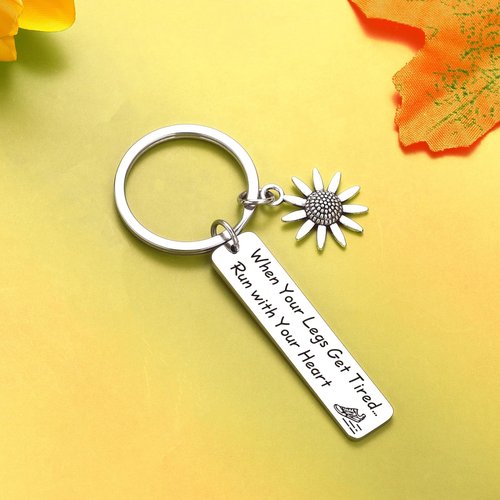ZQEOU Track And Field Gifts Runner Keychain Athletic Trainer Gift Running Lovers Gift Marathon Gifts Fitness Enthusiast Keychain Cross Country Races Jewelry Fitness Gym Jewelry