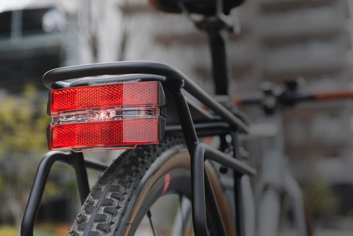 CATEYE Reflex Rack Bike Safety Light – IPX4 Waterproof Rear Reflector & LED Safety Light for Rear Bicycle Racks, Fits Urban, Commuter, Touring Bikes, 200+ Hour Runtime, AA Battery