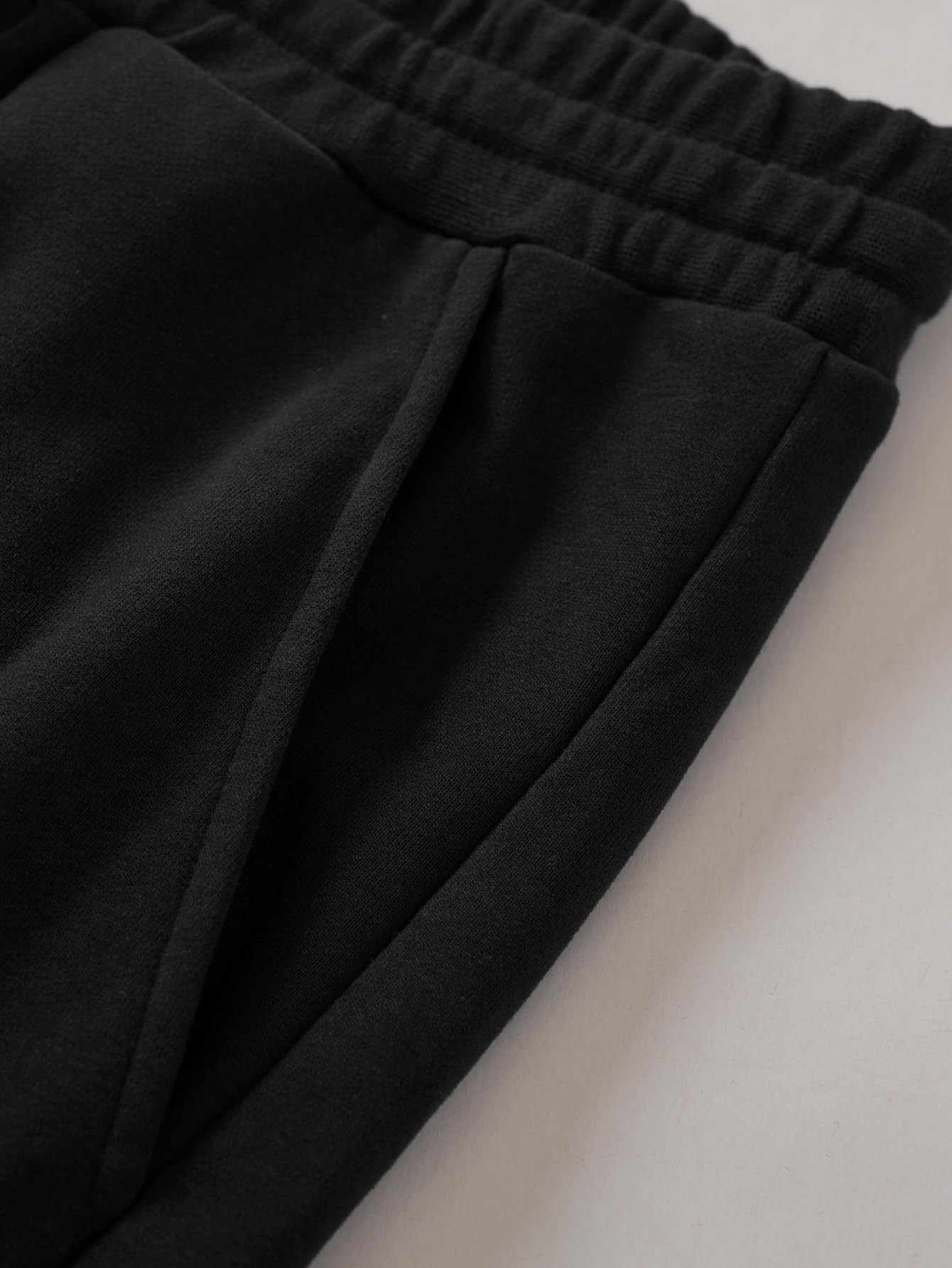 Weintee Women's Straight Leg Sweatpants Cotton Pants with Pockets M Black