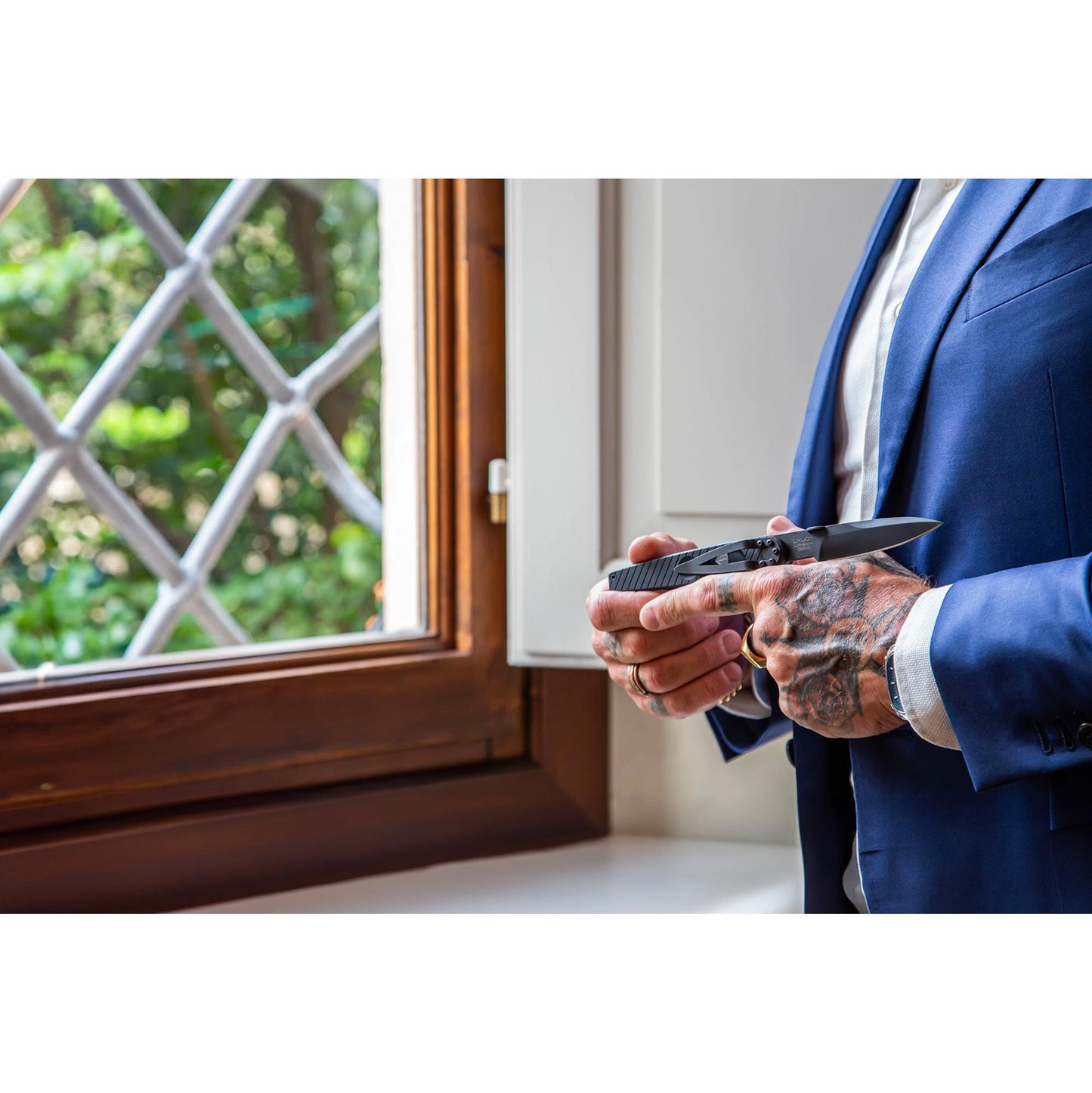 Extrema Ratio - LKU01 (Urban Dark), Böhler N690 Steel Blade 58 HRC, Black Burnished Finish, Smooth Aluminum Handle, Compact Design, Italian Craftsmanship