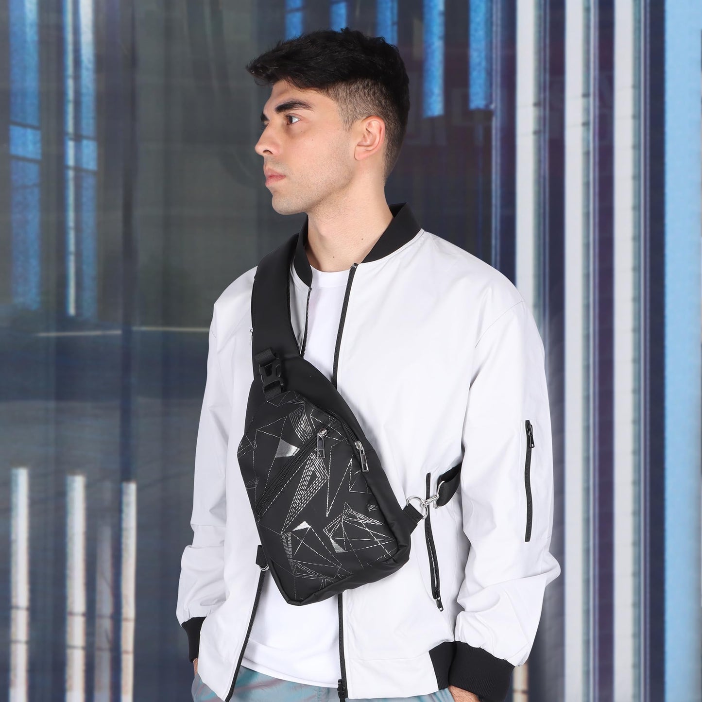 Geestock Sling Bag Backpack for Men & Women, Crossbody Backpack Shoulder Bag Waterproof Chest Bag for Daypack Travel Hiking (Black)