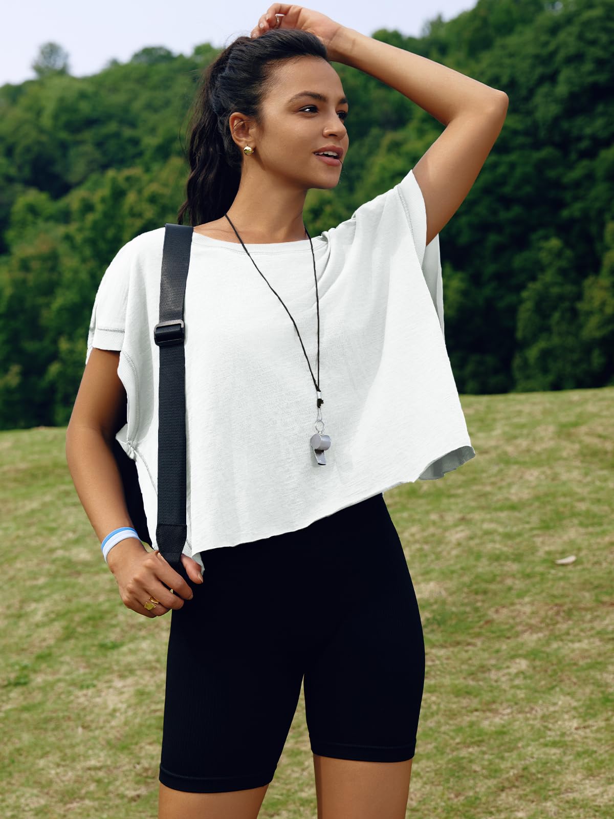 SENSERISE Womens Open Back Workout Tops Backless Short Sleeve Athletic Shirt Running Crop Top Gym Yoga Tee(Snow White,S)