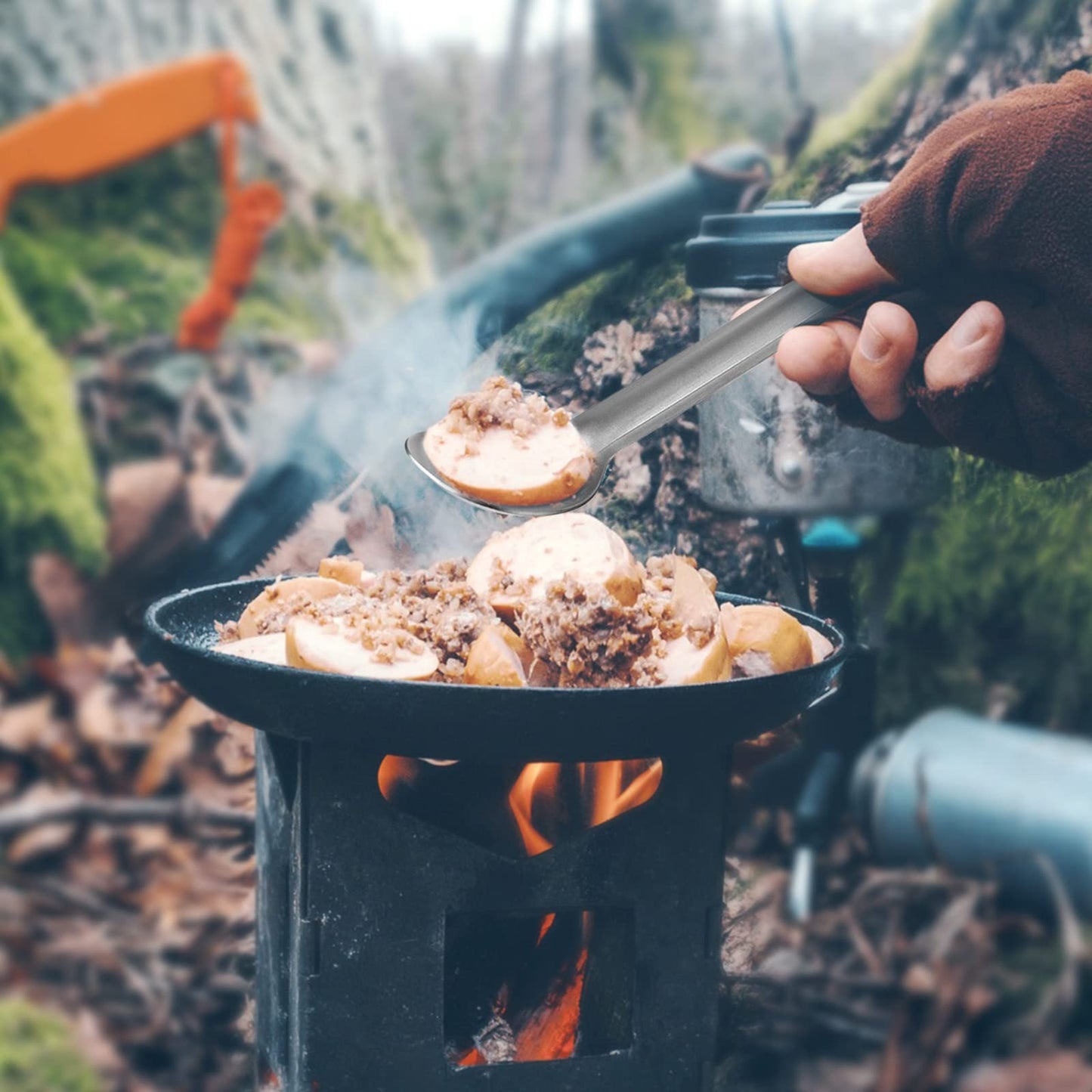 Hoolerry 4 Pieces Camping Spoon Long Handle Titanium Spoon Lightweight Ultralight Portable Flatware Soup Utensil for Outdoor Camping Backpacking Hiking Travel Picnic(Silver)