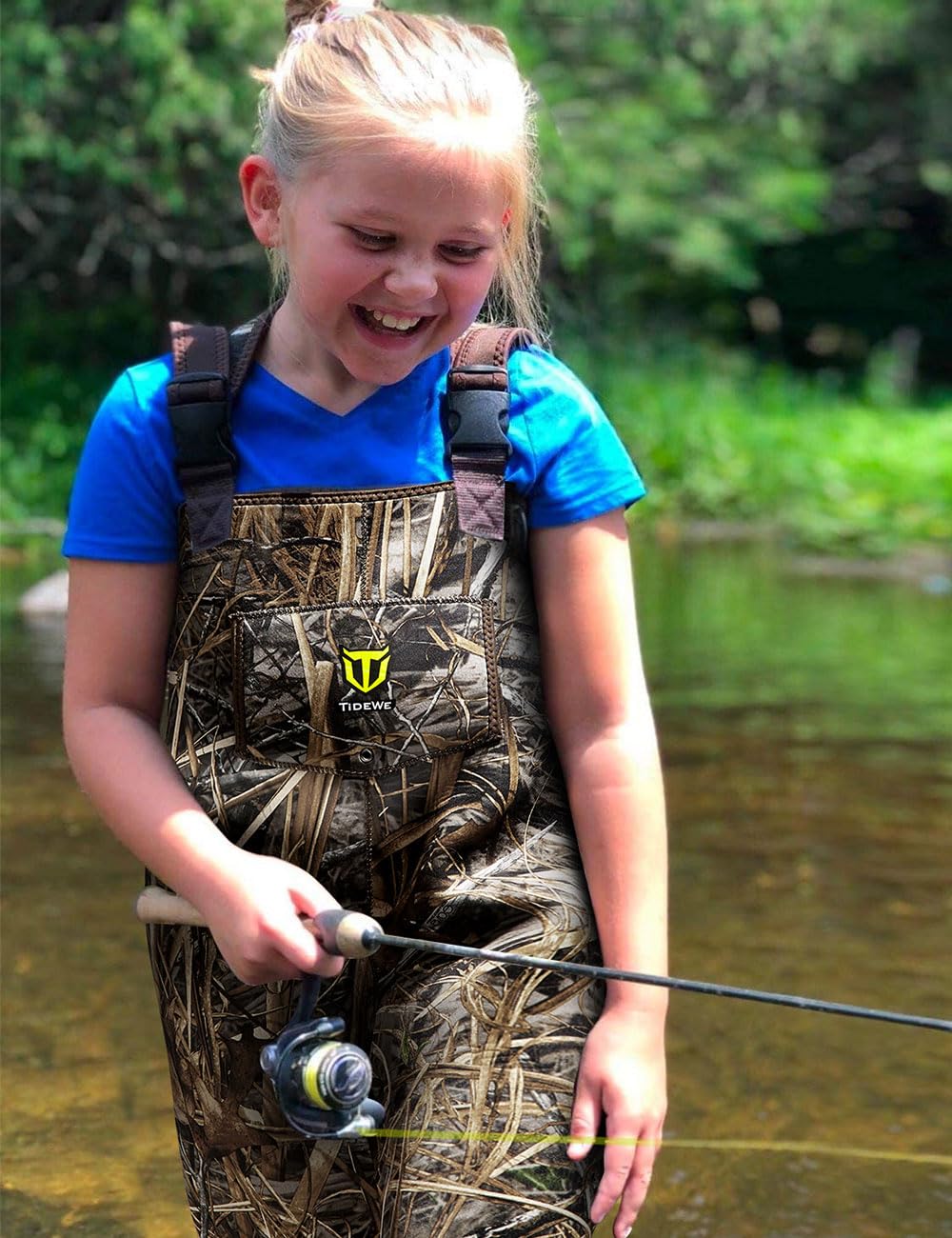 TIDEWE Chest Waders for Toddler & Children, Neoprene Waterproof Insulated Hunting & Fishing Youth Waders for Boy and Girl, Cleated Bootfoot Kids Wader, Next Camo Evos (Size 6)