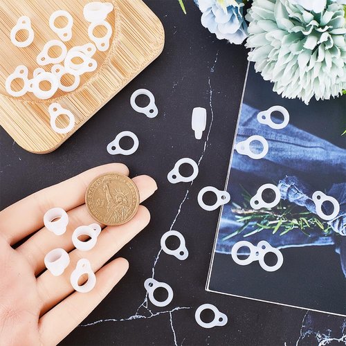GORGECRAFT 1 Box 60PCS White Anti-Lost Silicone Rubber Rings Holder Silicone Pendant Multipurpose Adjustable Cases 8mm Necklace Lanyard Replacement Carrying Kit for Key-Ring Pendant
