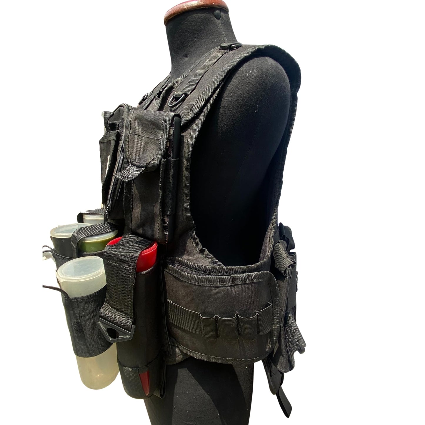 Generic 11 pod paintball vest with free size half finger gloves and barrel pouche, unisex