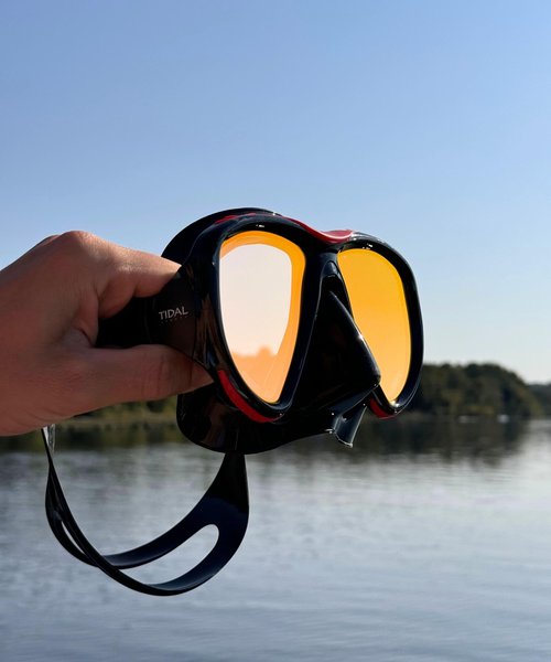 Tidal Mask - Advanced Anti Fog Diving Mask for Scuba Diving, Snorkeling, Free Diving and Swimming. Wide-Angle Tempered Glass Lens. Best Anti-Fog Diving mask for Adults. (Black - Reflective Lens)