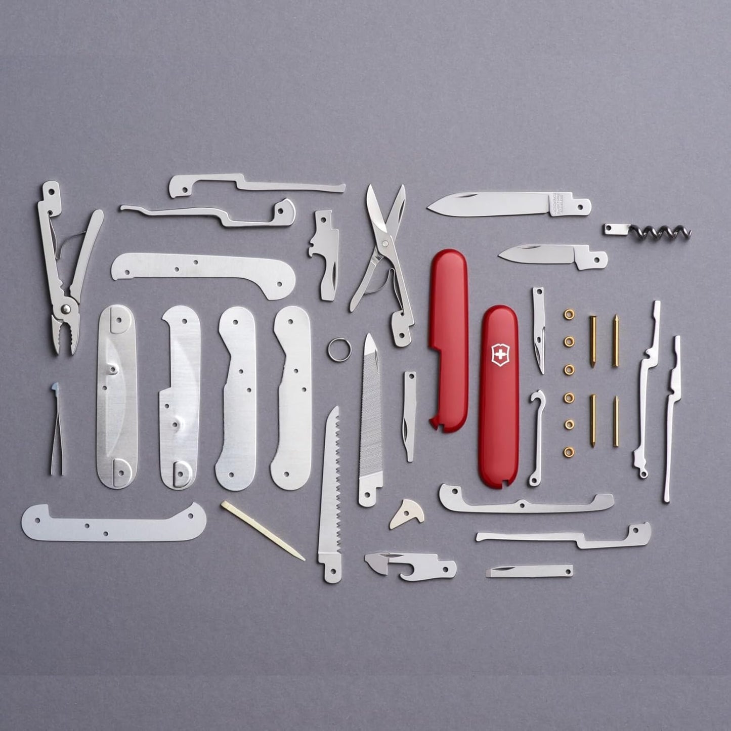 VICTORINOX 1.3773 Handyman Swiss Army Knife, Multi-functional Knife, DIY with Pliers, Swiss Multi-Tool with 24 Functions