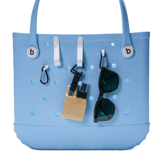 Generic 4Pcs Hooks Set Compatible for Bogg Bag, Insert Carabiner Key Chain Holder Charms for Bogg Bags, Compatible for Small & Large Beach Bags, Organize Valuables Accessories for Bogg Bags, White