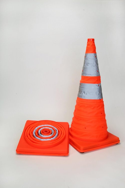 Eurow Reflective Collapsible Safety Cone, LED Light with 3 Modes, High-Visibility Orange, Reflective Stripes, Compact Folding Design for Roadside Emergencies, Traffic Control, and Work Zones, 28-Inch