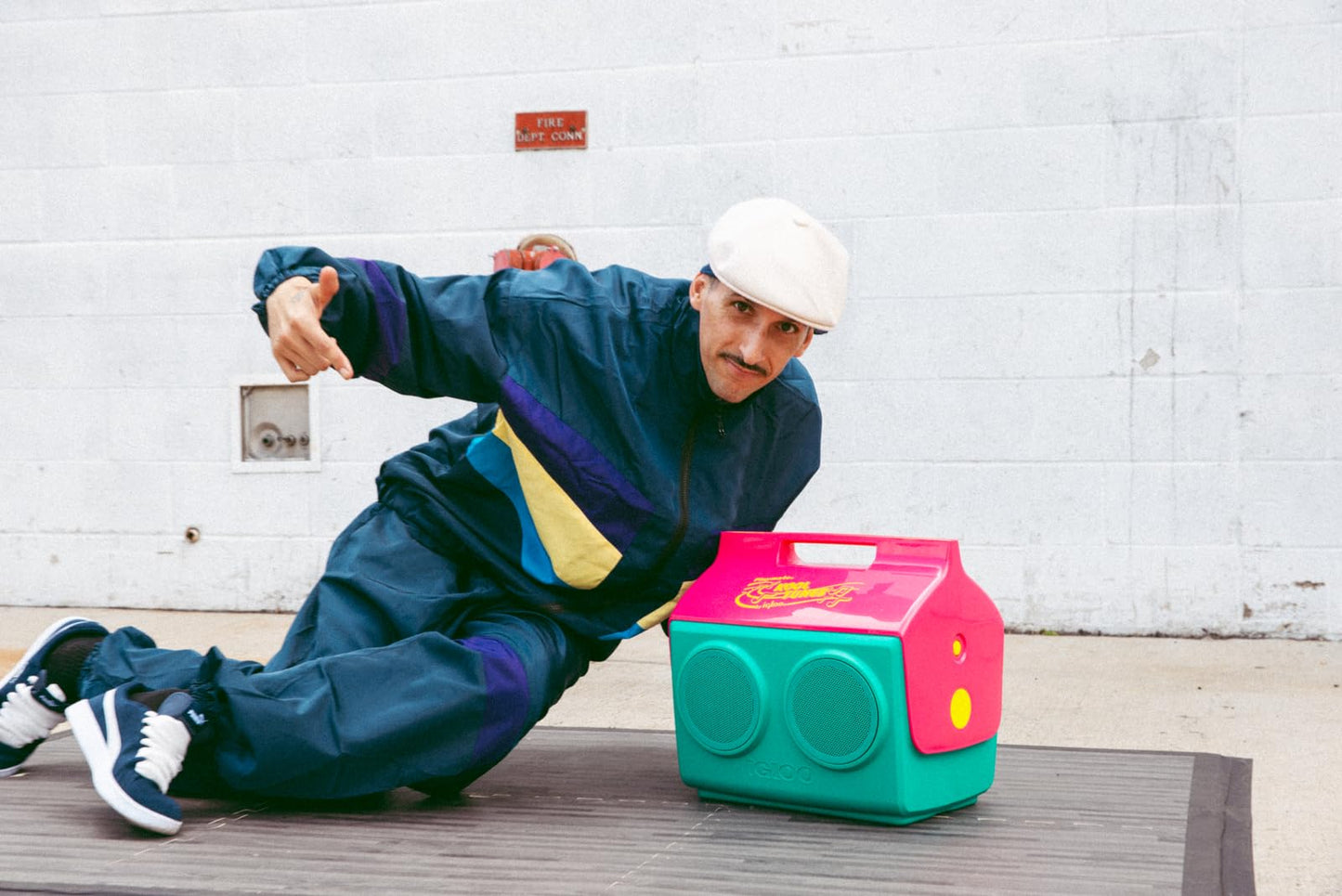 Igloo Jade Playmate Kool Tunes