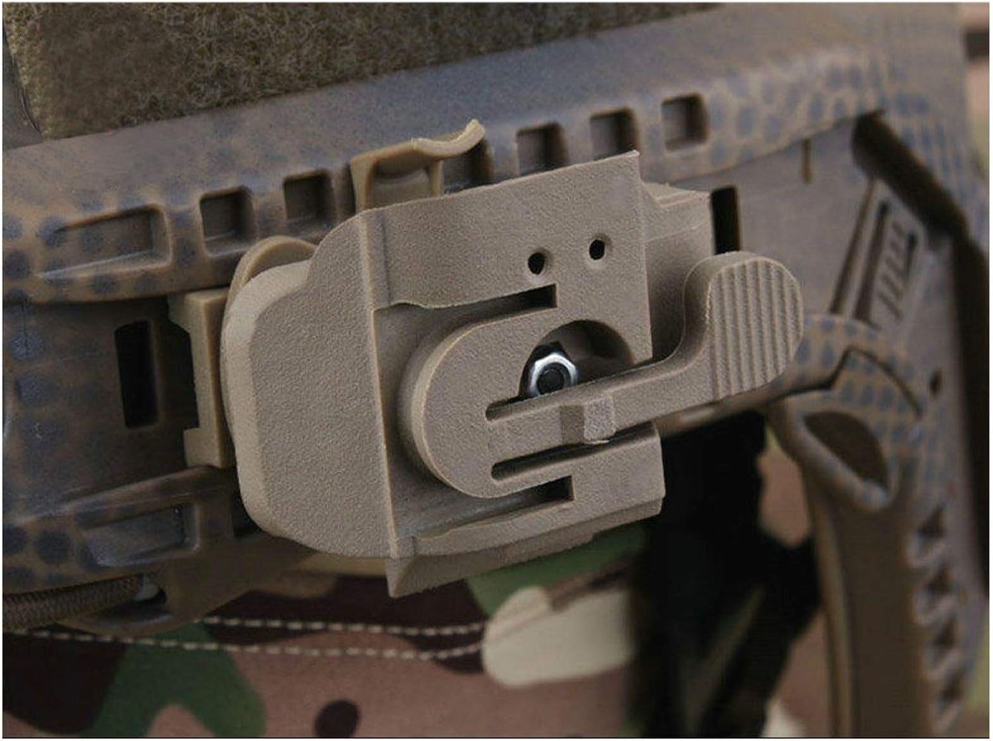 Paintball Equipment Emerson HL1-A Helmet Light Mount For:FAST Helmet