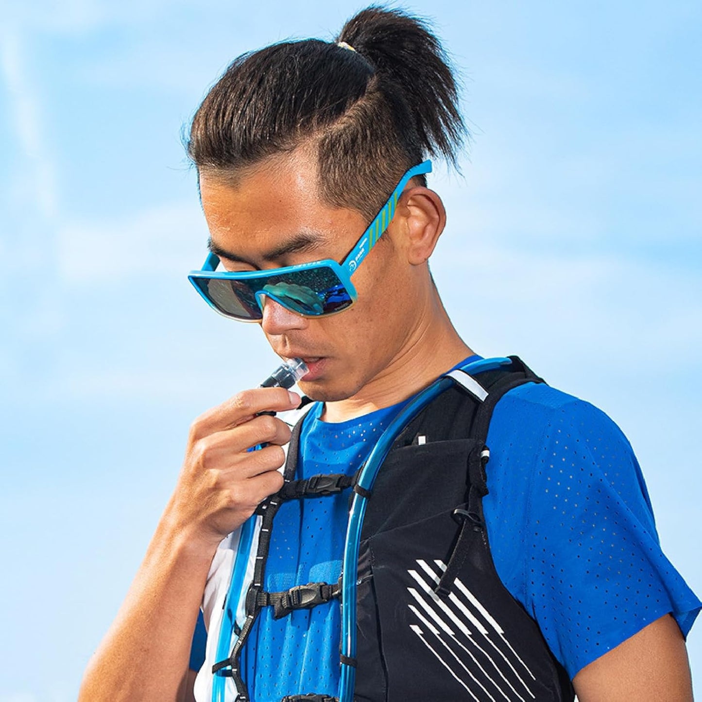 JEELAD TPU Hydration Bladder Water Bladder Ultra-Durable Water Storage Bladder for Hydration Backpacks Outdoor Hiking Running Cycling Camping Climbing