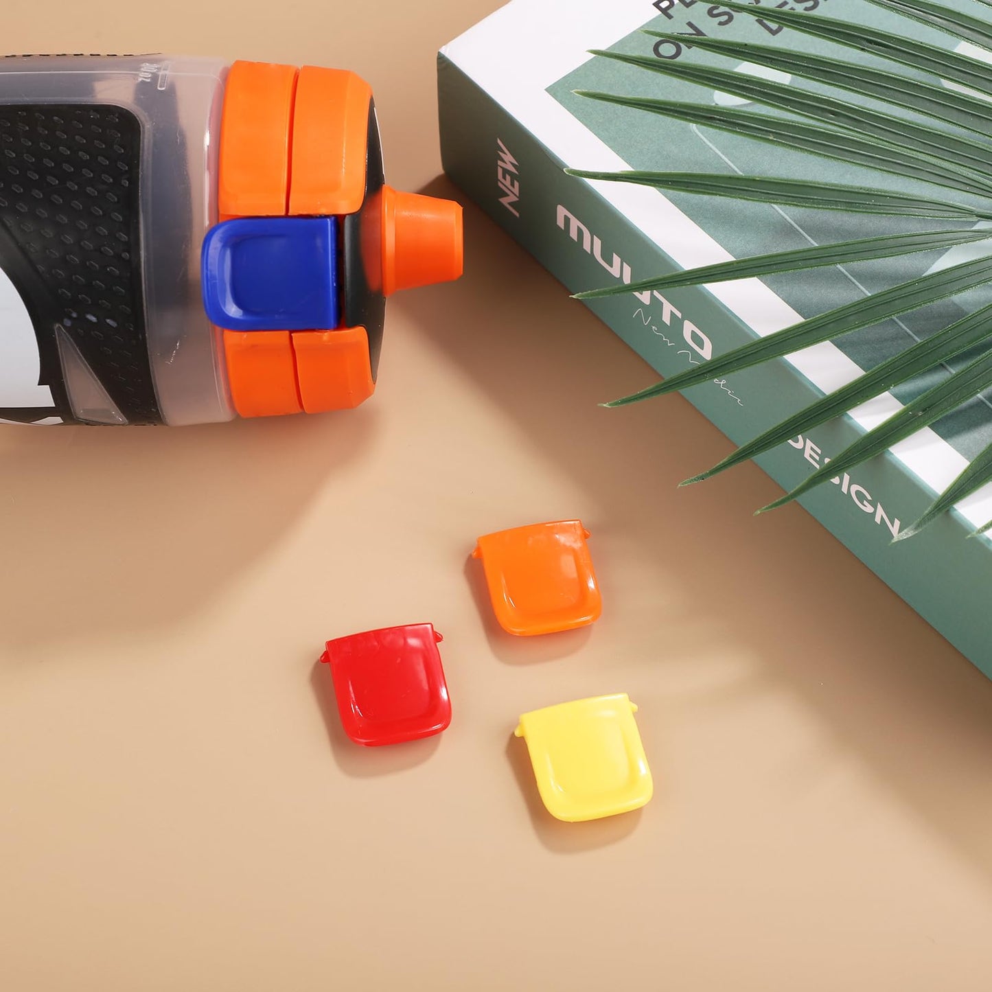 4pcs Replacement Lid Clips for Gatorade GX, Plastic Bottle Clamps Reliable Bottle Mouth Fastener Bottle Clasps Buckle Compatible with Gatorade 30oz GX Bottle(Red, Orange, Blue, Yellow)