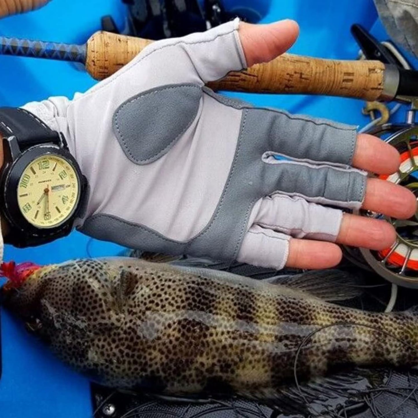 UPF 50+ Fishing Gloves | UV Protection for Men & Women | Outdoor Activities