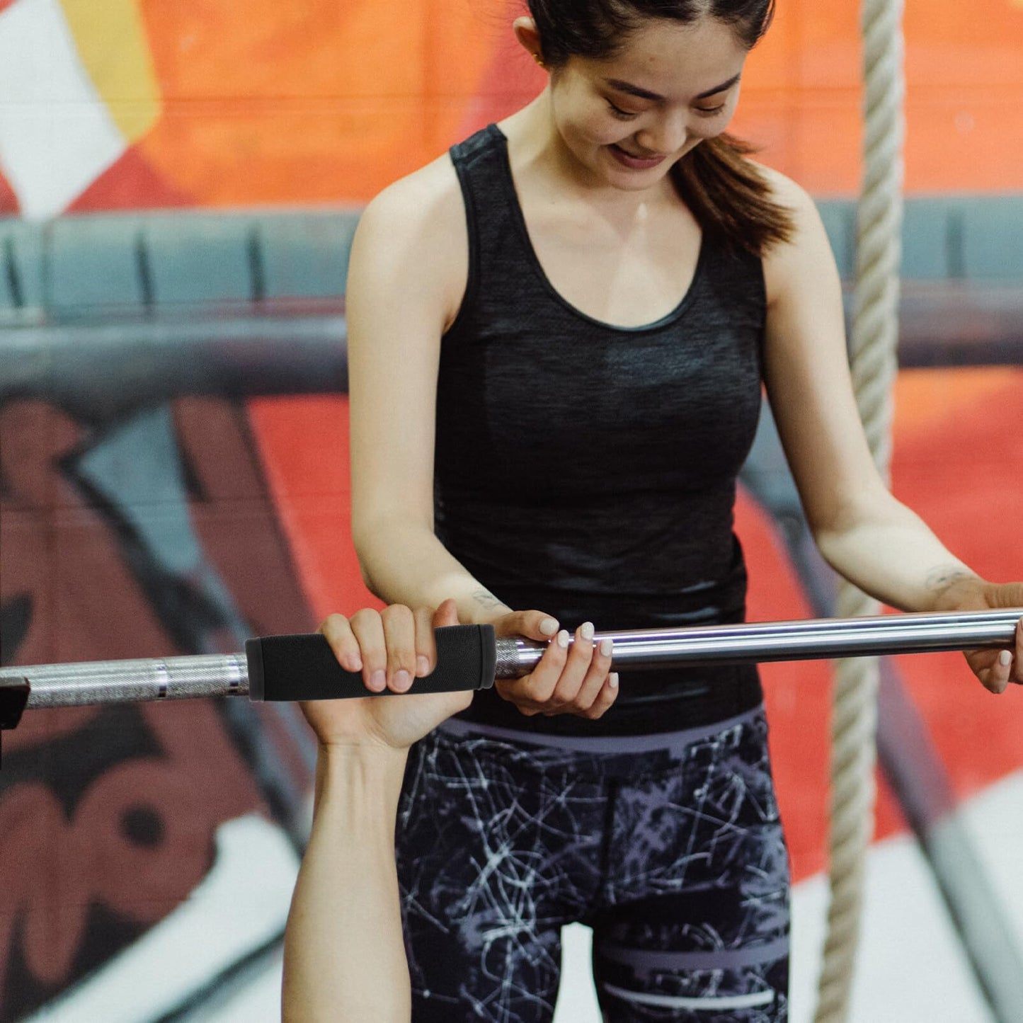 HANABASS Barbell Grips 2pcs Dumbbell Handles Bar Grips Weight Lifting Bar Cushion Pad Horizontal Bars Cover Power Lifting Strength Training Equipment Anti-slip Pad