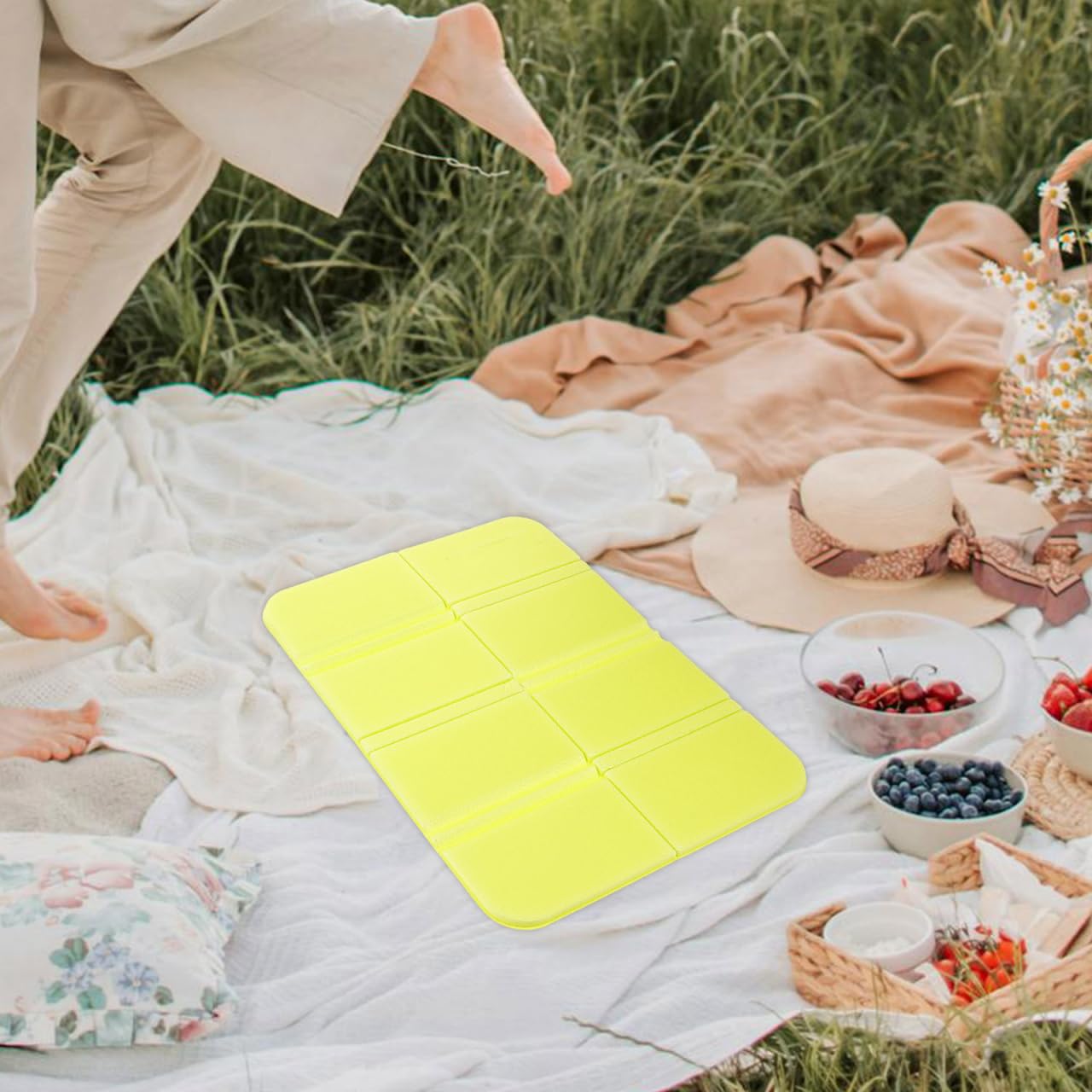 GANAZONO 8pcs Foldable Foam Cushion Folding Mat Camp Seat Cushion Camping Cushion Picnic Mat Camping Mat Waterproof Cushion Xpe Cushion Picnic Blanket Cushion for Picnic