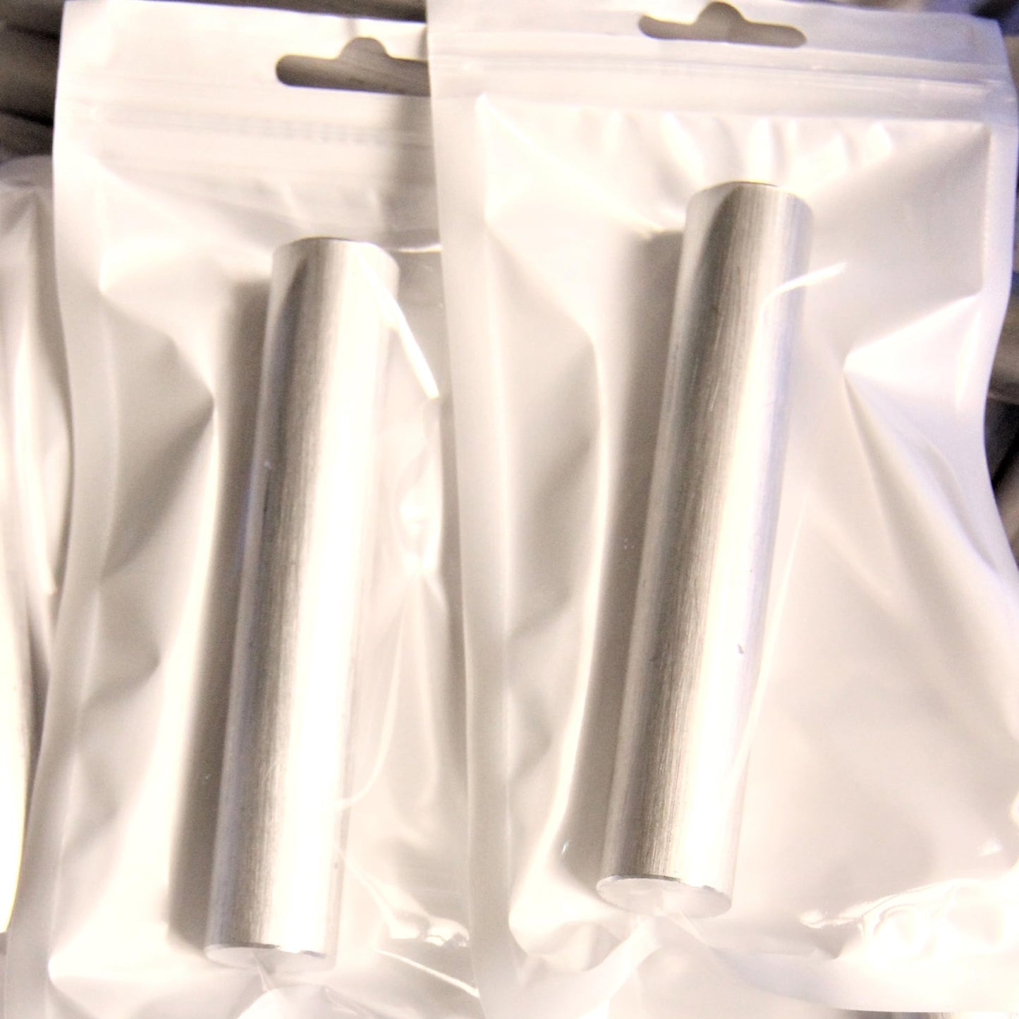 3 Pieces Magnesium Fire Starter Rods, 99% High Purity Magnesium Metal Rod, 3.5" x 0.63" – Ideal Mg Fire Starter for Survival, Emergency Sparks, Outdoor Camping Hiking (900mm x 16mm)