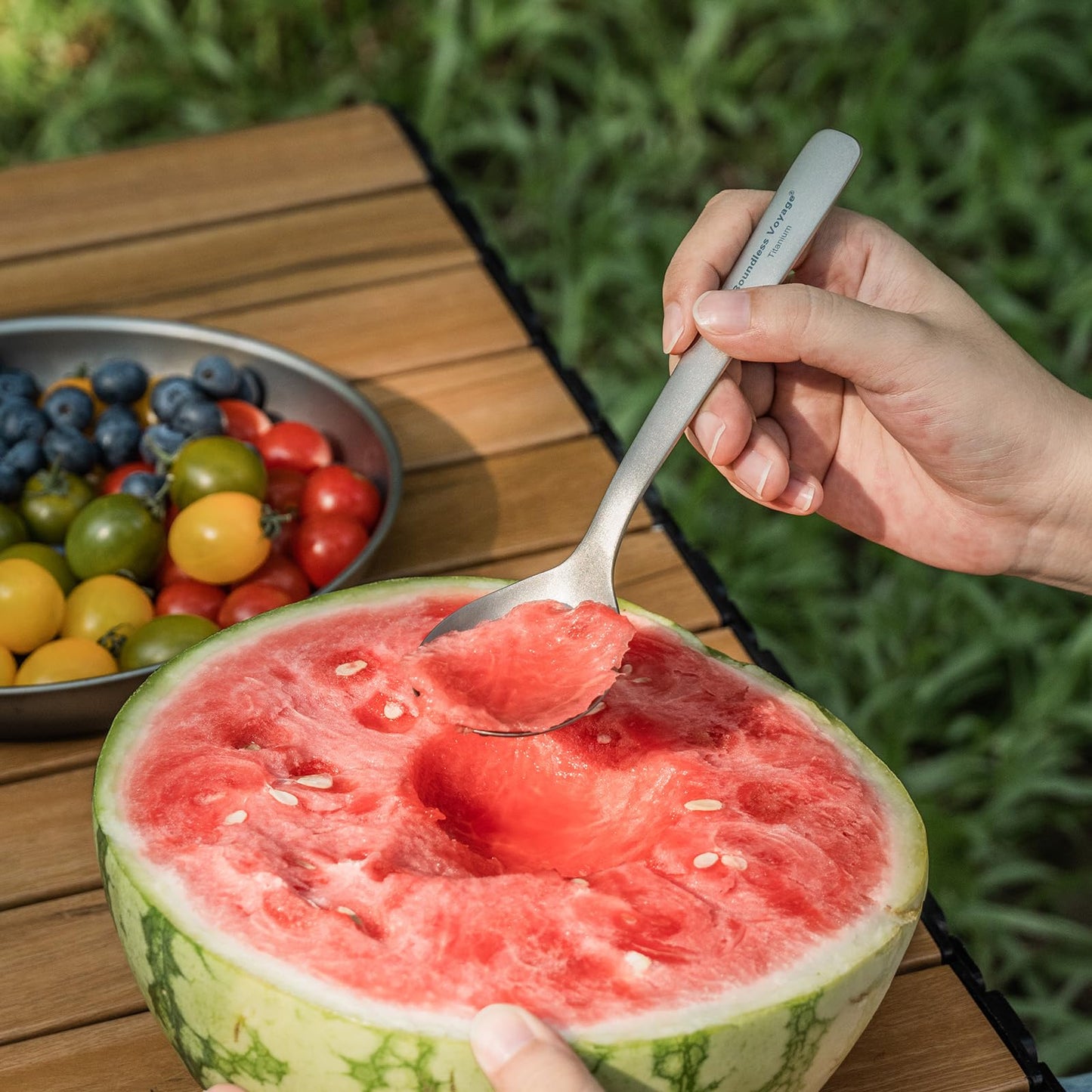 iBasingo 18.1cm Titanium Spoon with Big Bowl Lightweight Metal Camping Cutlery Durable Long Handle Soup Spoon Ti1068T