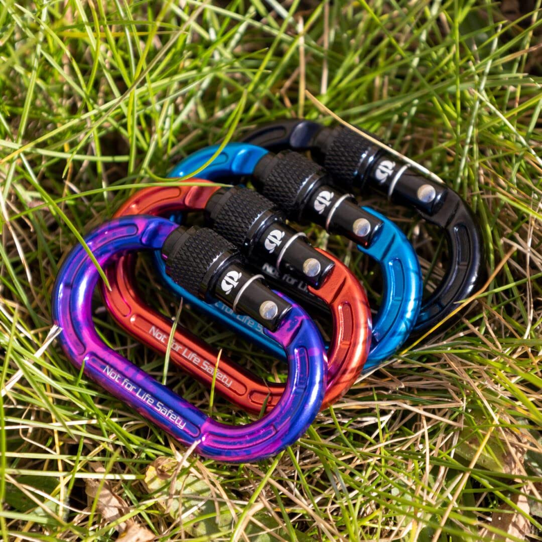 Omega Pacific Micro Raider – Mini Aluminum Keylock Screw-Lok Carabiner for Throwline, Gear Mounting, and Non-PPE Use – Oval Shape, 4kN Strength, Lightweight Accessory Connector - Ultra-Violet