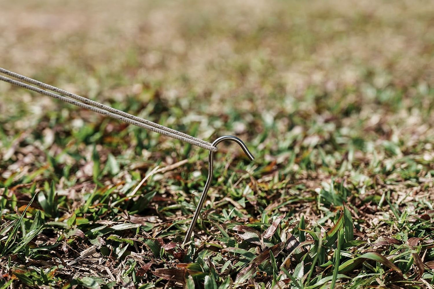 iBasingo Titanium Alloy Pegs Camping Tent Pegs Portable Elbow Grass Nail Tent Hardware